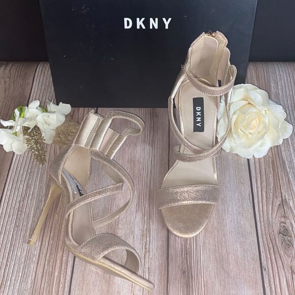 DKNY Lil Dress Sandals Rose Gold - Picture 1 of 8